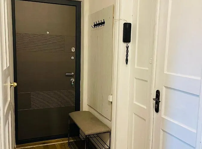 شقة джерельна 25, в центрі з двома ізольованими спальнями إلفيف