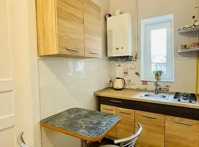 джерельна 25, в центрі з двома ізольованими спальнями * إلفيف