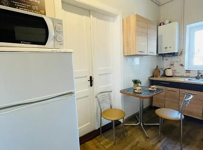 джерельна 25, в центрі з двома ізольованими спальнями * إلفيف